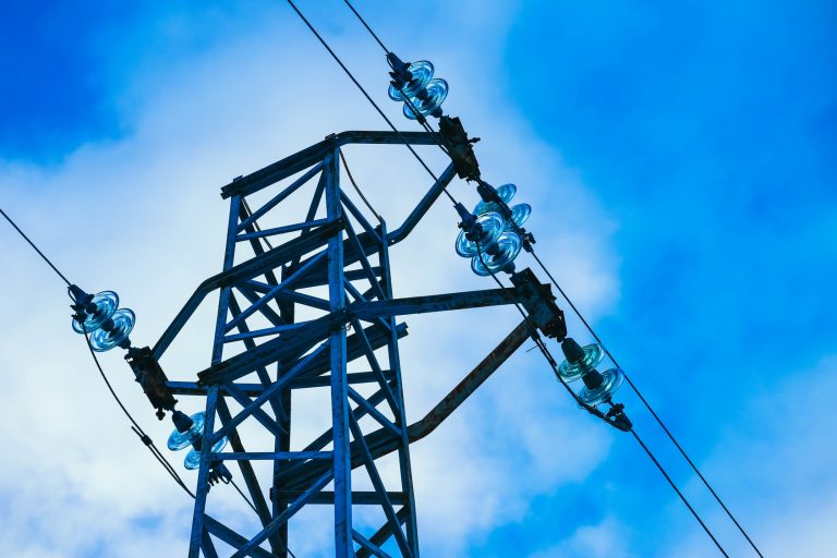 Integrated Approaches to Decentralized Electricity Transitions